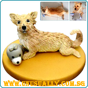 Customized 3D Pet Dog With Play Toy Figurine